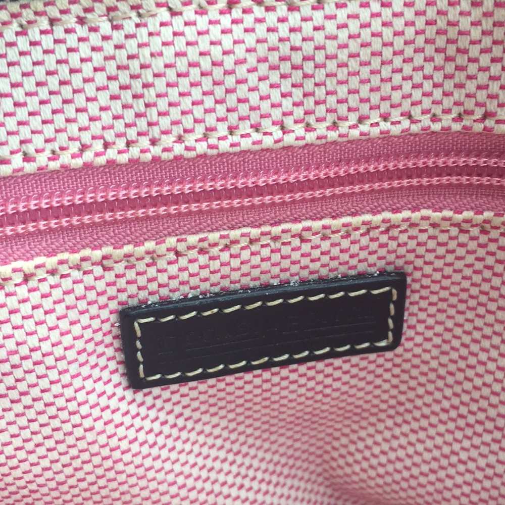 ❌SOLD❌ Dooney and Bourke purse - Picture 4 of 7
